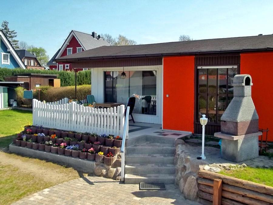 Bungalow Am Fleesensee Унтер-Гохрен Экстерьер фото
